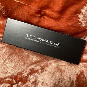 Studio Makeup Ease to Wear Makeup Palette